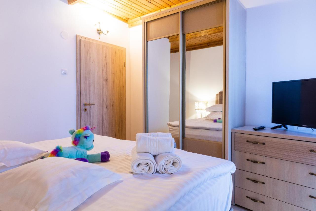 פויאנה ברשוב Montana Residence מראה חיצוני תמונה