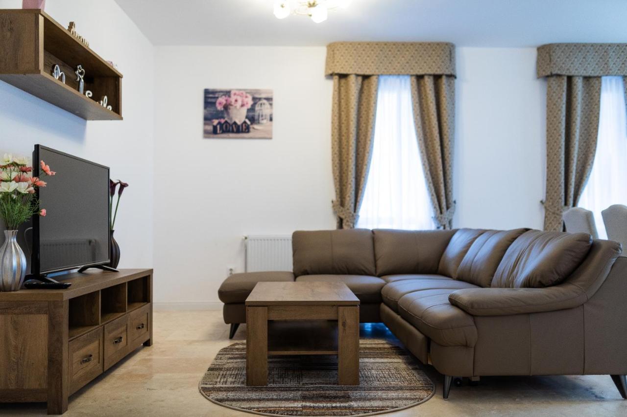 פויאנה ברשוב Montana Residence מראה חיצוני תמונה