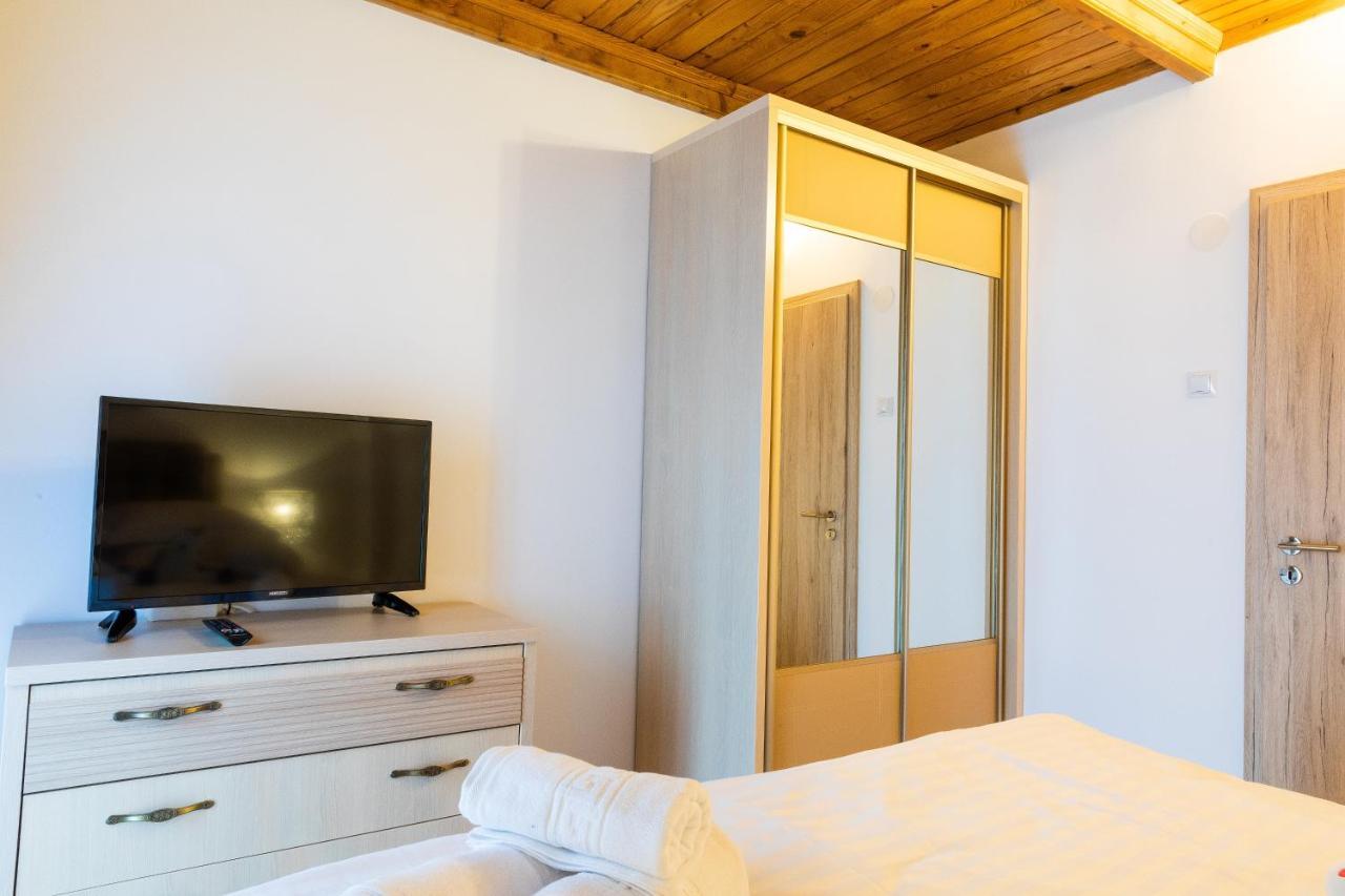 פויאנה ברשוב Montana Residence מראה חיצוני תמונה