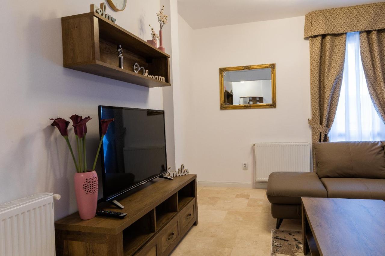 פויאנה ברשוב Montana Residence מראה חיצוני תמונה